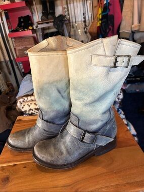 Freebird by Steven Two-Tone Blue and Cream Moto Boots Distressed